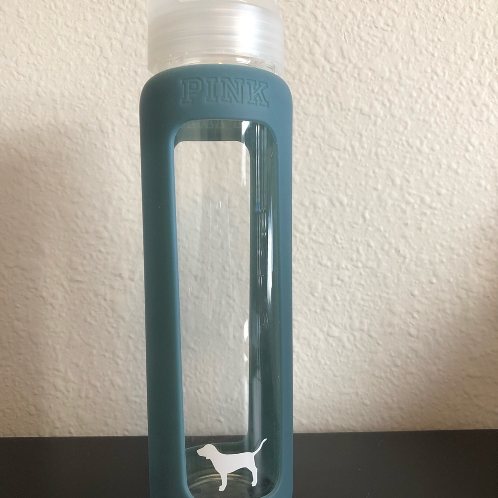 PINK Victoria’s Secret Glass Waterbottle